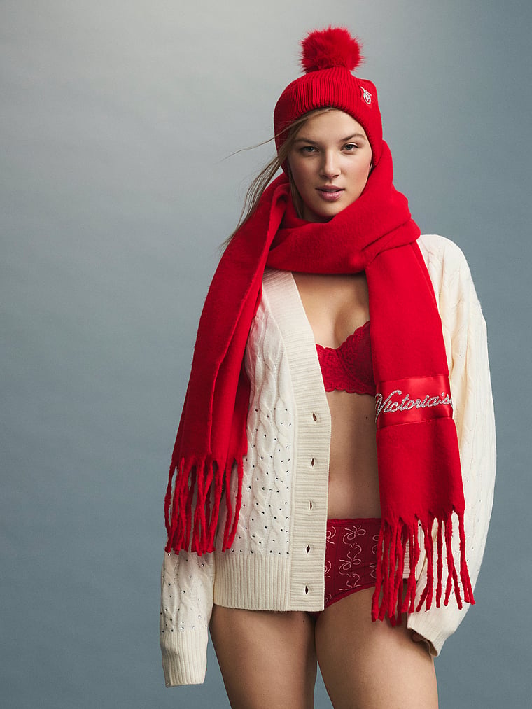 2-Piece Cozy Scarf & Beanie Gift Set