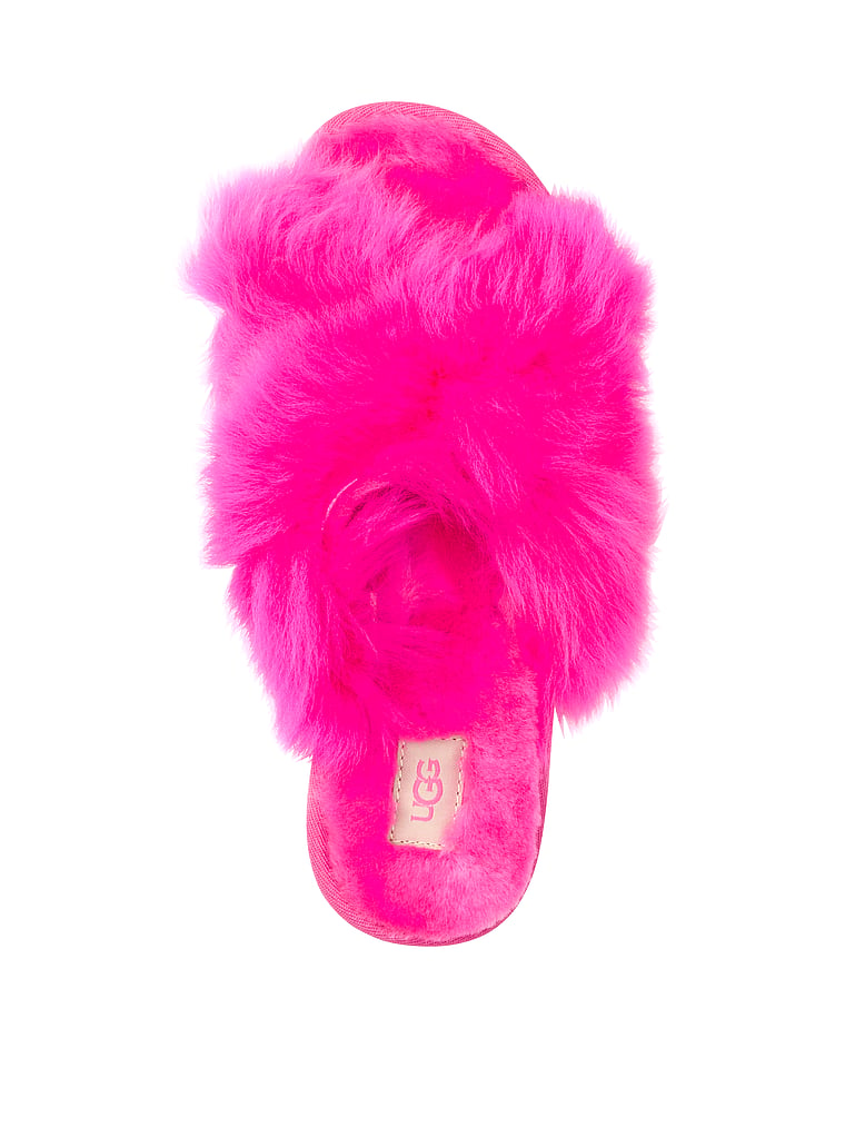 pink fluffy slides victoria's secret