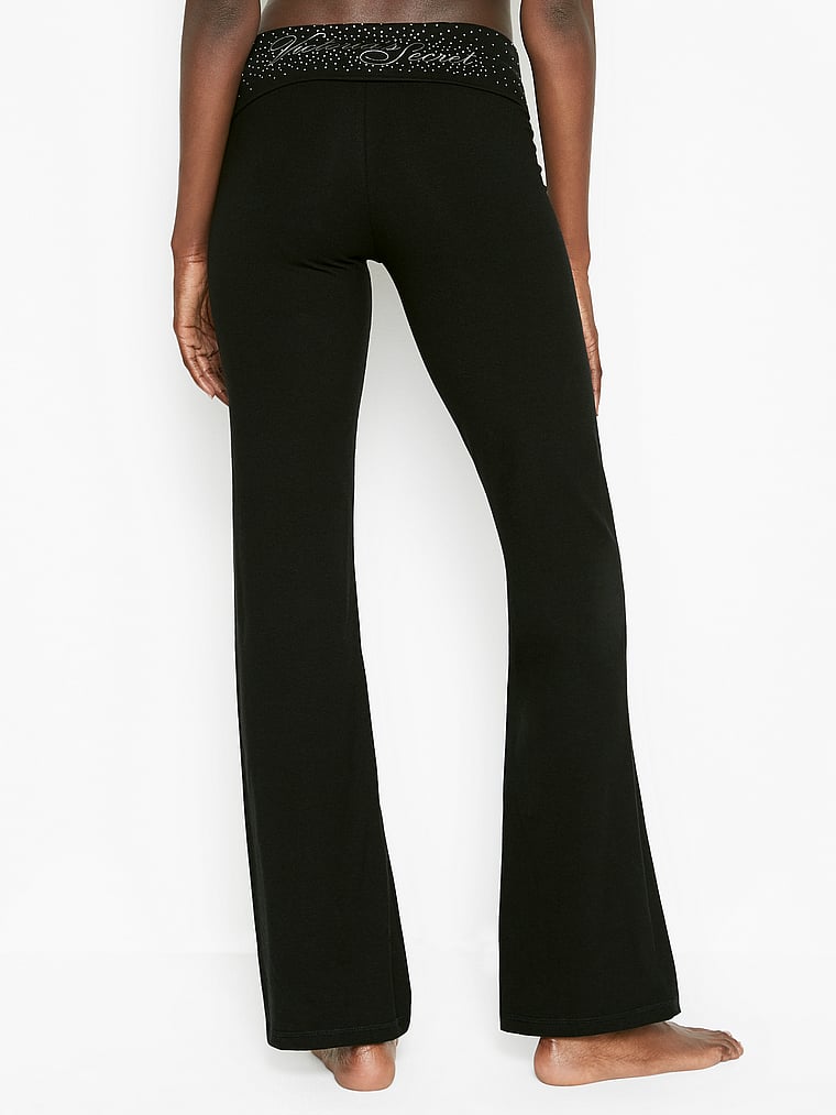 black flare leg yoga pants