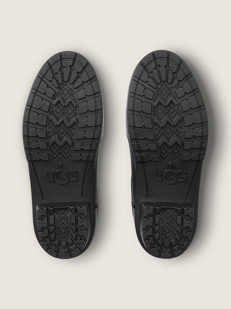 ugg chevonne waterproof boot