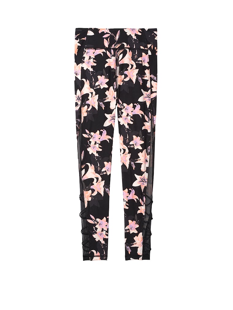 Flow On Point Lace-Up Legging 