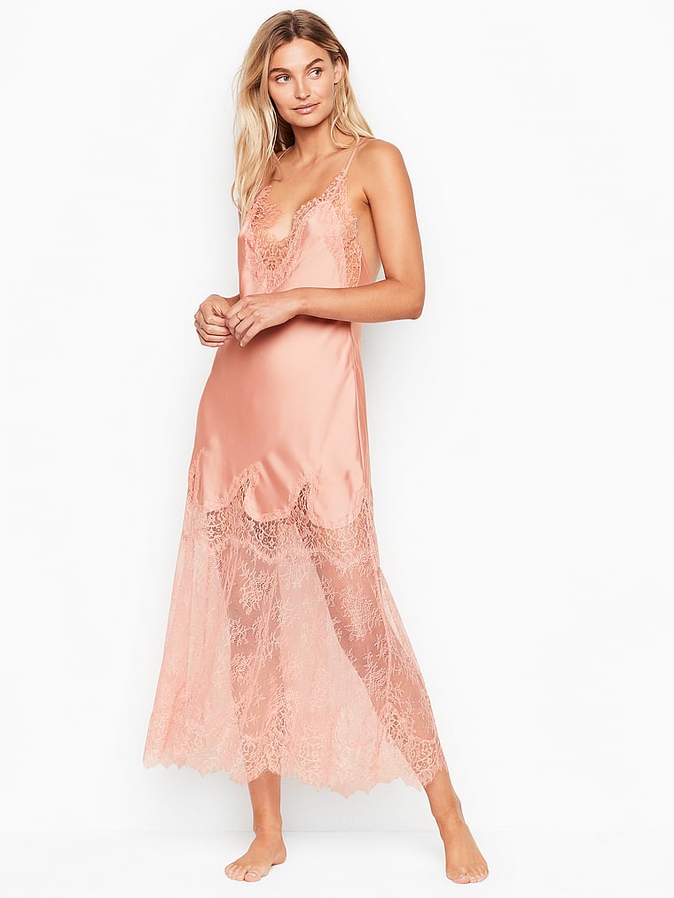 $398.00 Victoria's Secret Designer Collection Lace & Silk Slip Gown sz M  red
