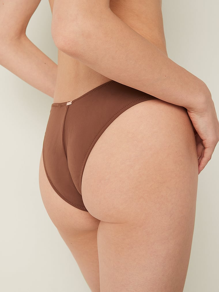 PINK V-Front Itsy Bikini Bottom, Soft Cappuccino, onModelSide, 3 of 4 Kjnara is 5'10" or 178cm and wears Small