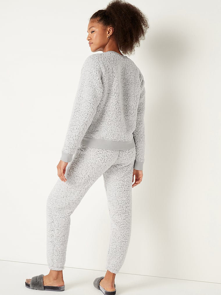 Sherpa Campus Crew + Classic Pant Gift Set, Grey, XXL - Women's Sets - Pink