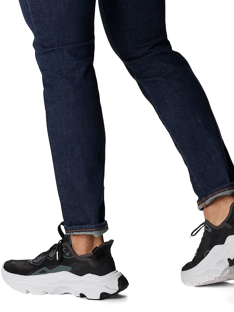Kinetic Breakthru Day Lace Sneaker
