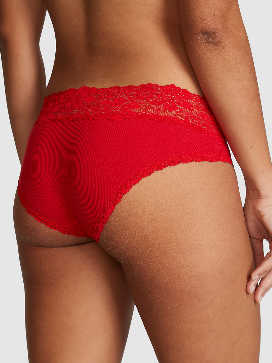 Hiphugger Style Panty in Modern Lace