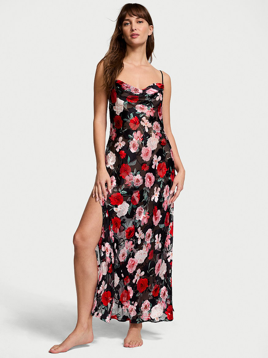 renting formal dresses Alchemy