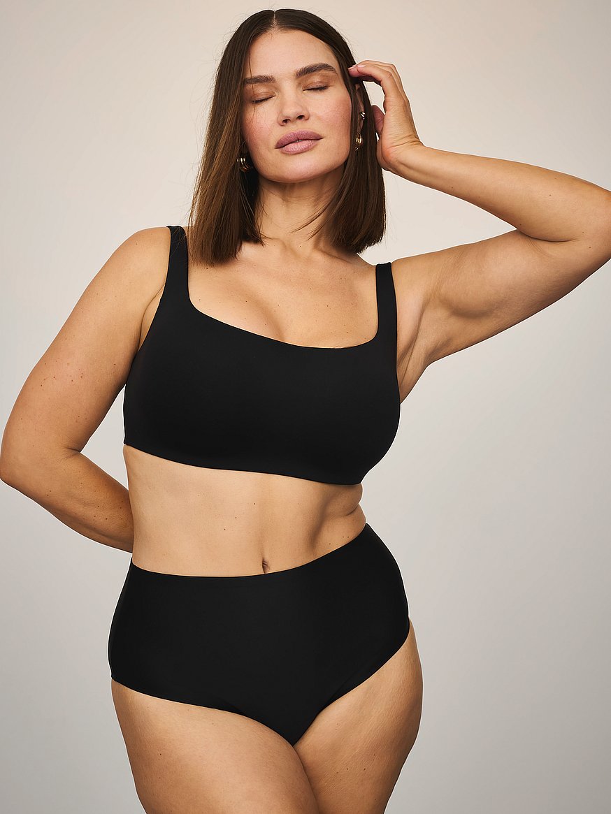 Luxe Contour Scoop Lightly Lined Bra