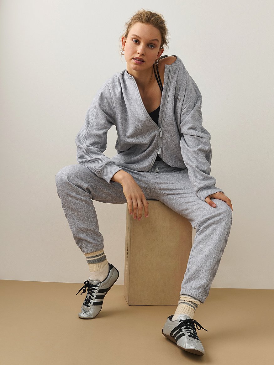 Buy VSX Movement Fleece Relaxed Jogger, Medium Heather Grey