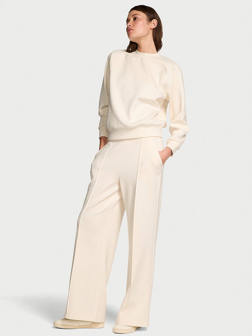 VSX Winter Featherweight Knit 2-Piece Lounge Set