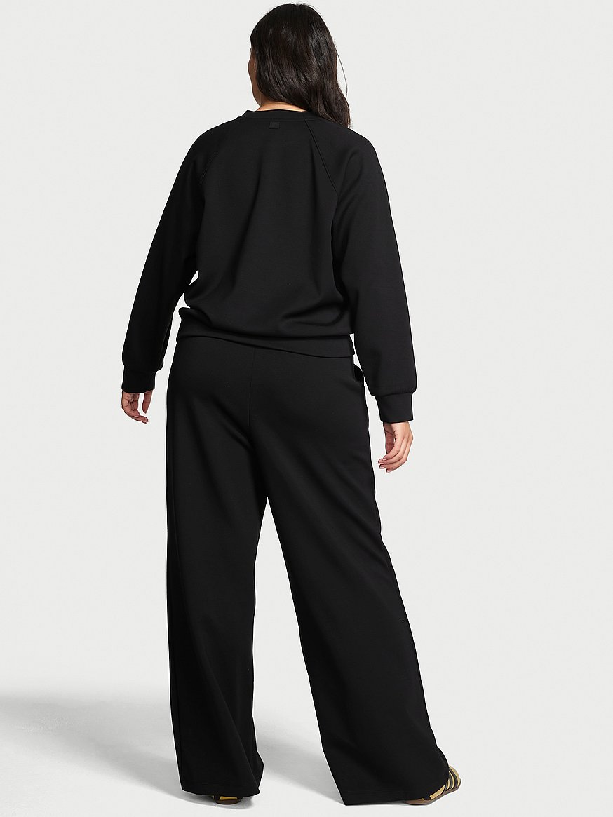 VSX Winter Featherweight Knit 2-Piece Lounge Set