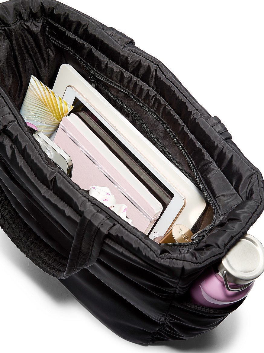 Quilted Puﬀer Tote Bag