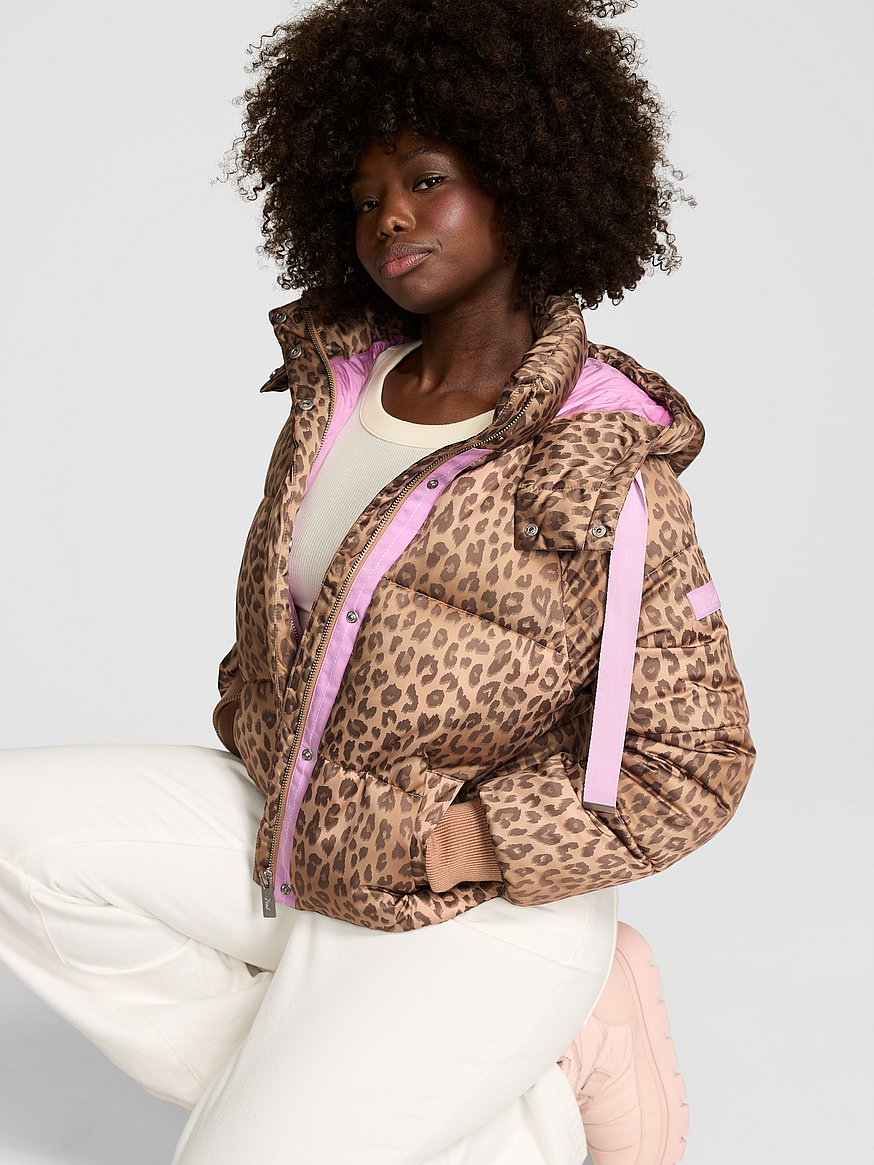 Marshmallow Cropped Puﬀer Jacket