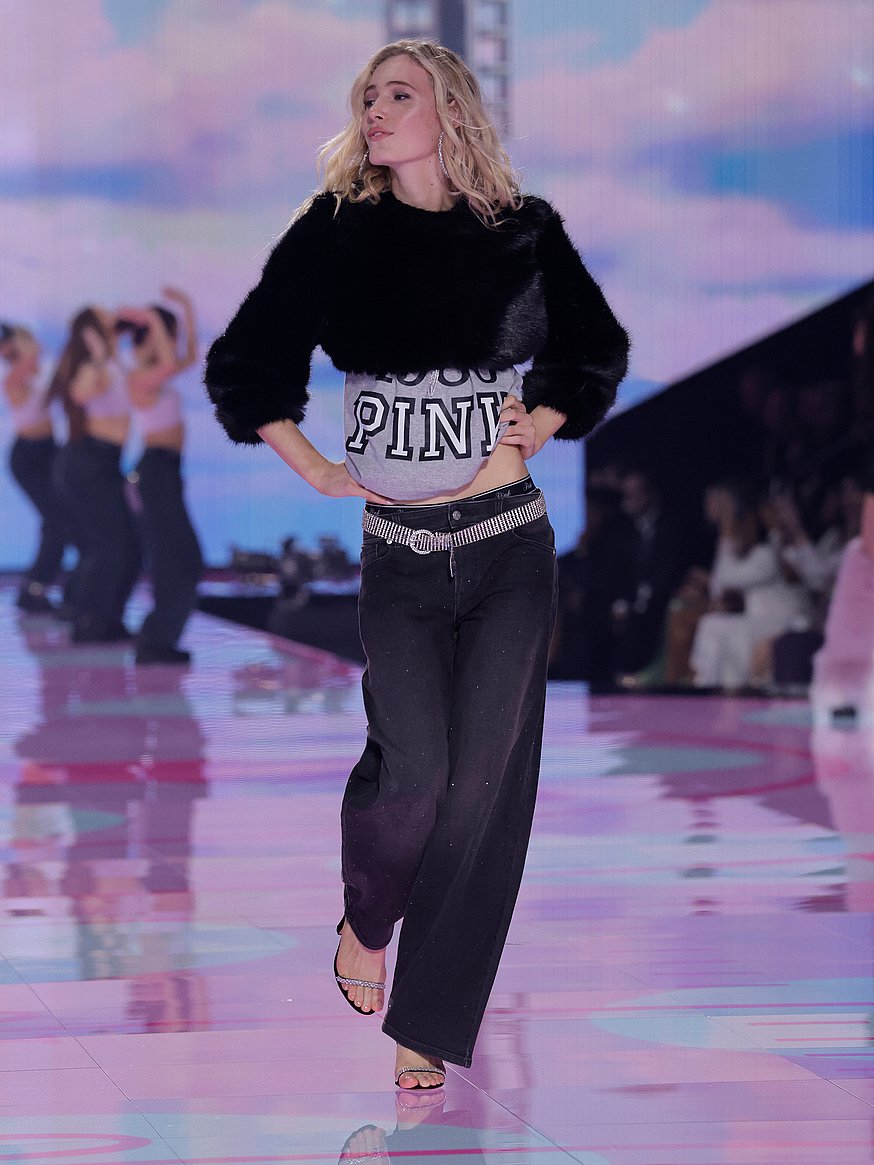 Denim by PINK Mid-Rise Baggy Wide-Leg Jeans